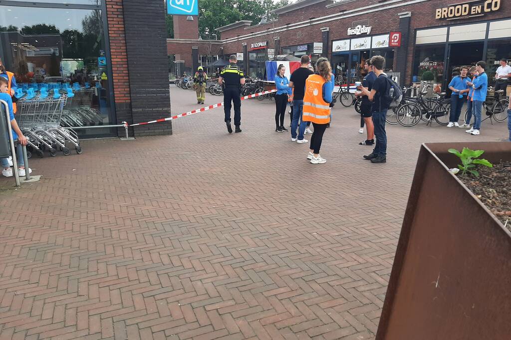 Winkels ontruimd door vreemde lucht