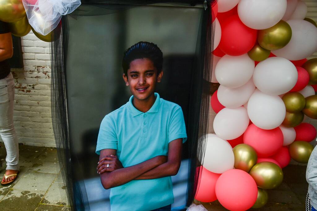 Stille tocht voor doodgestoken 17-jarige jongen