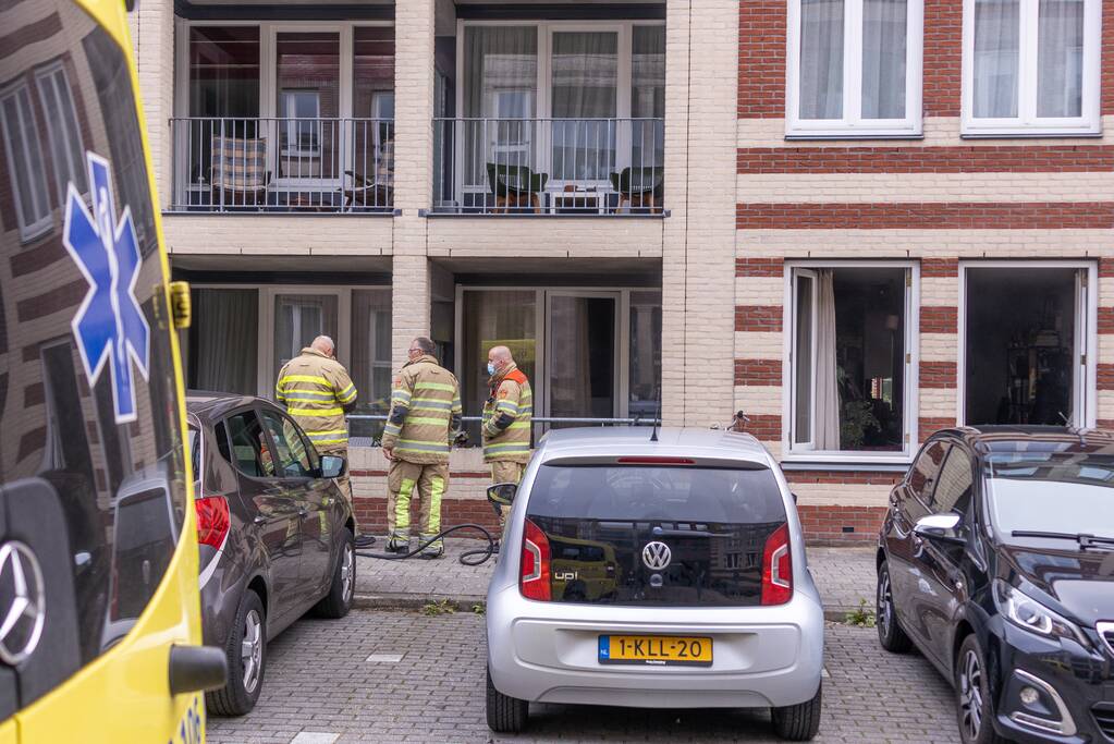 Veel rook bij keukenbrand in appartement