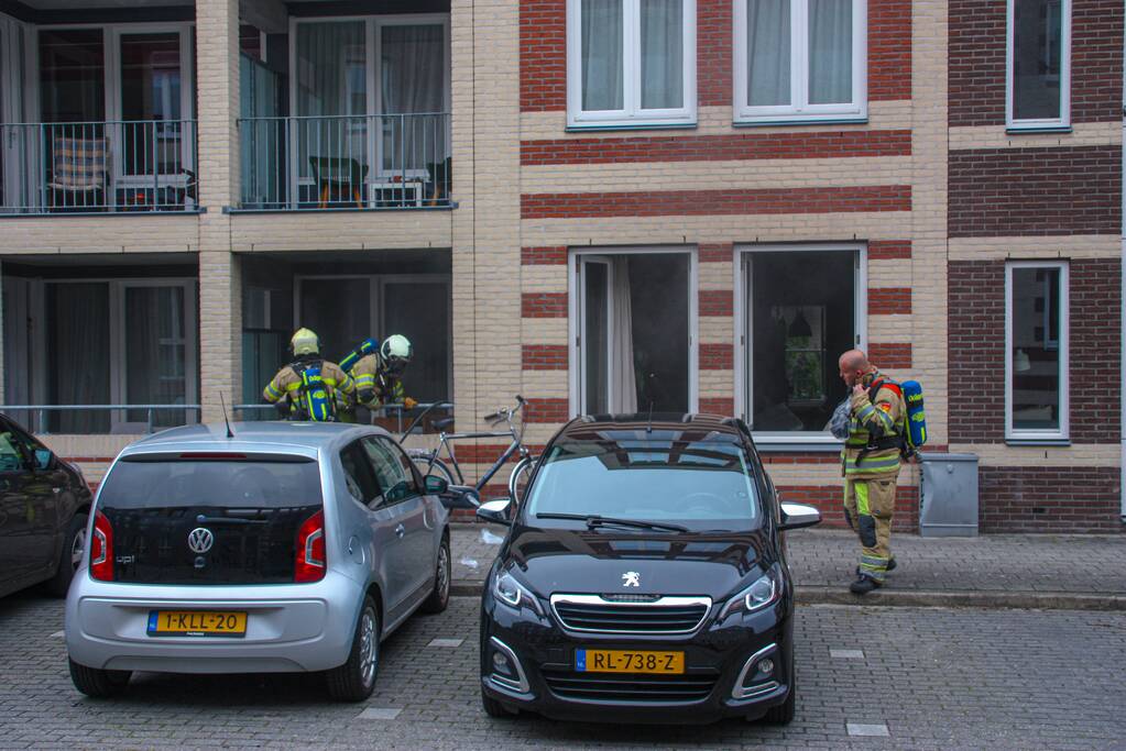 Veel rook bij keukenbrand in appartement