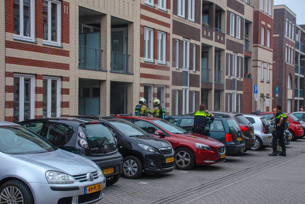 Veel rook bij keukenbrand in appartement