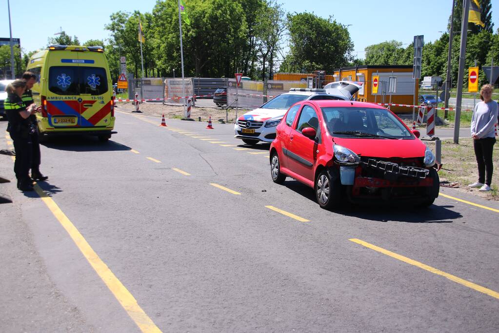 Motorrijder gewond bij botsing met auto