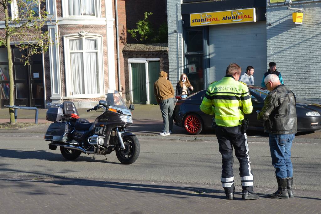 Fietser gewond door botsing met motorrijder