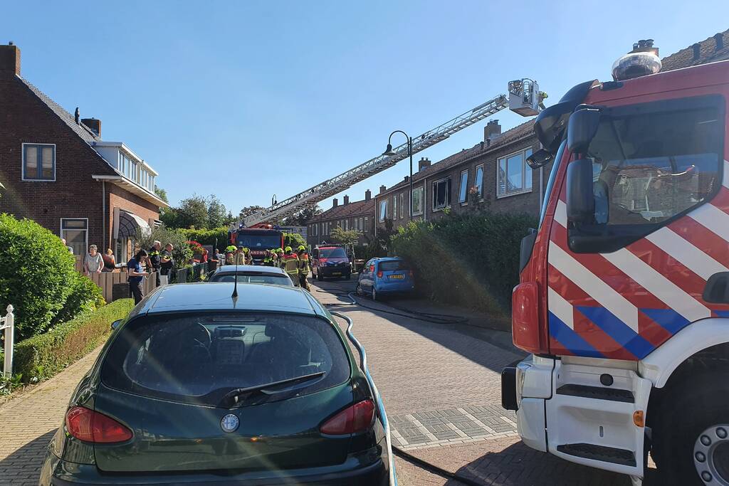 Veel bekijks bij woningbrand