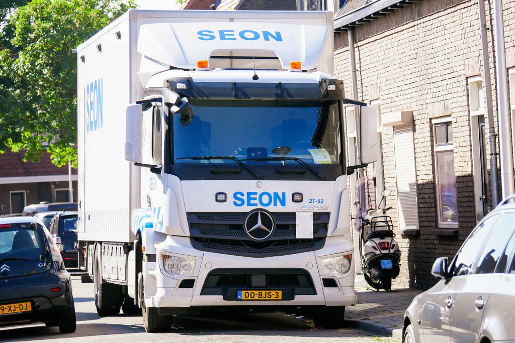 Productie synthetische drugs in schuur van woning, drie aanhoudingen