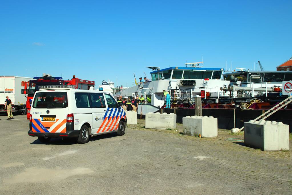 Zwemster overlijdt na botsing met vaartuig