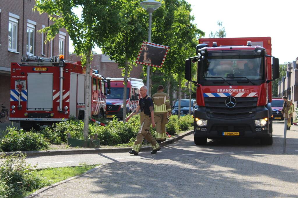 Poeder in brievenbus flatgebouw