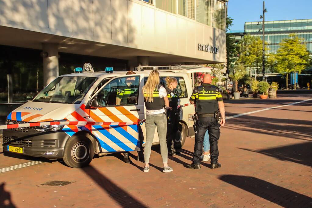 Gewonde bij steekpartij bij stadsterras