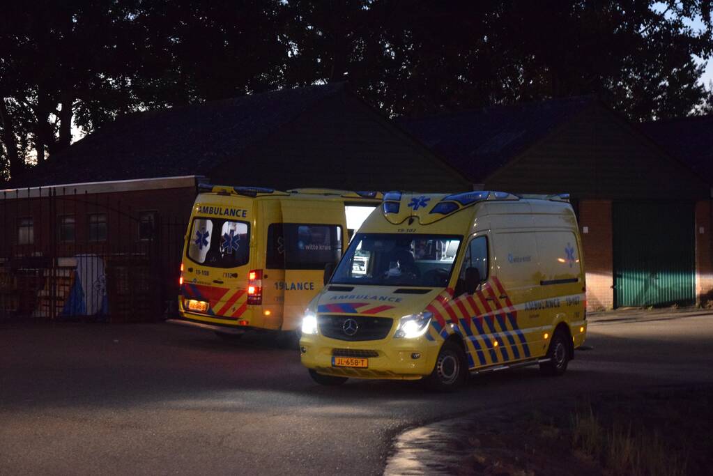 Personen raken te water na incident