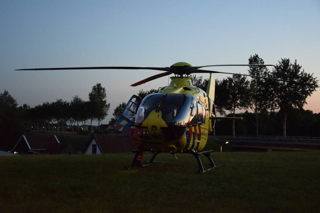 Personen raken te water na incident