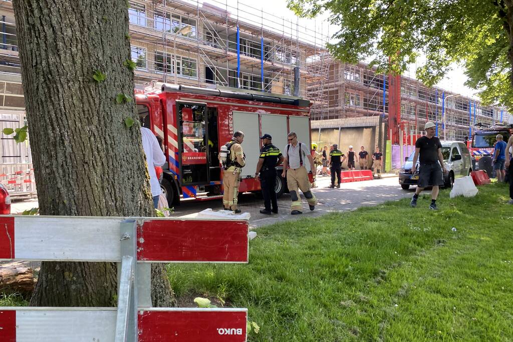 Keuken van flatwoning vat vlam