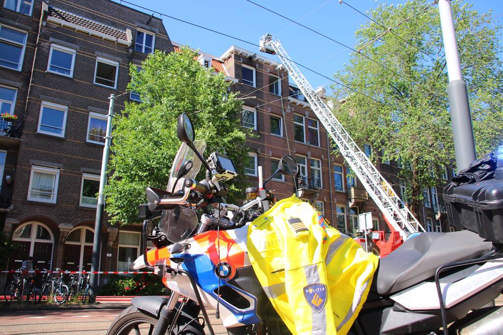 Veel rook bij brand in woning