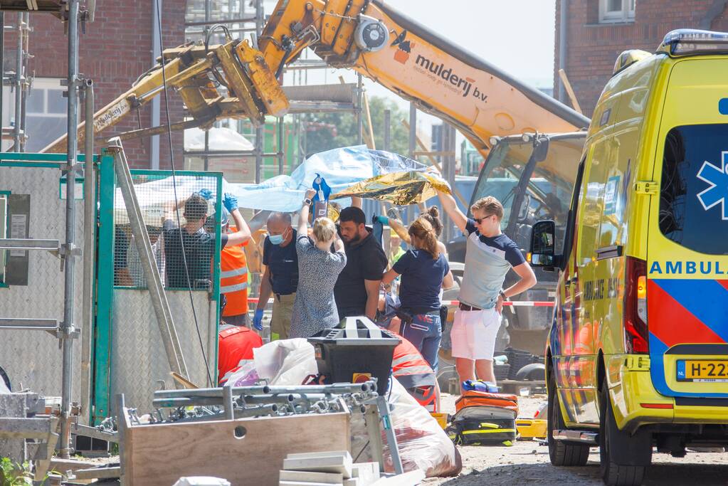 Traumahelikopter landt voor incident in Vathorst