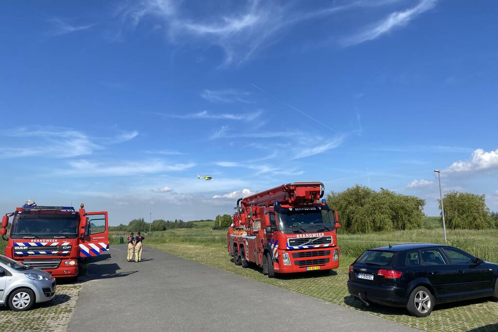 Grote zoekactie naar persoon te water