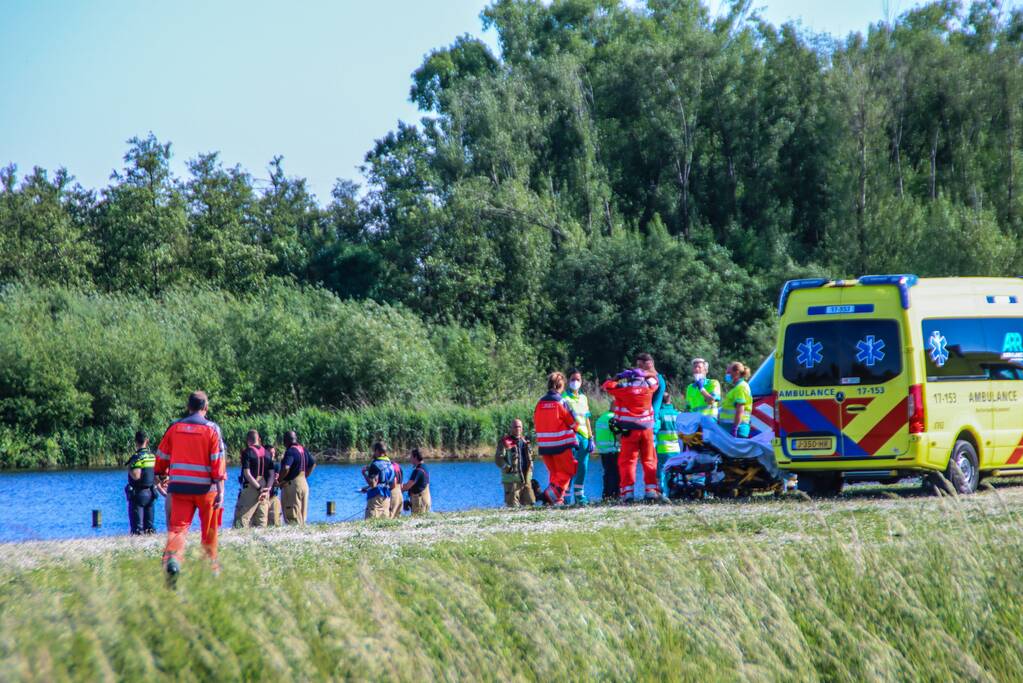 Grote zoekactie naar persoon te water