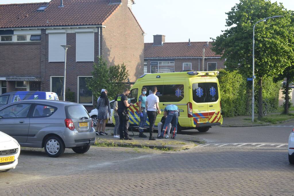 Scooterrijder gewond bij botsing met auto