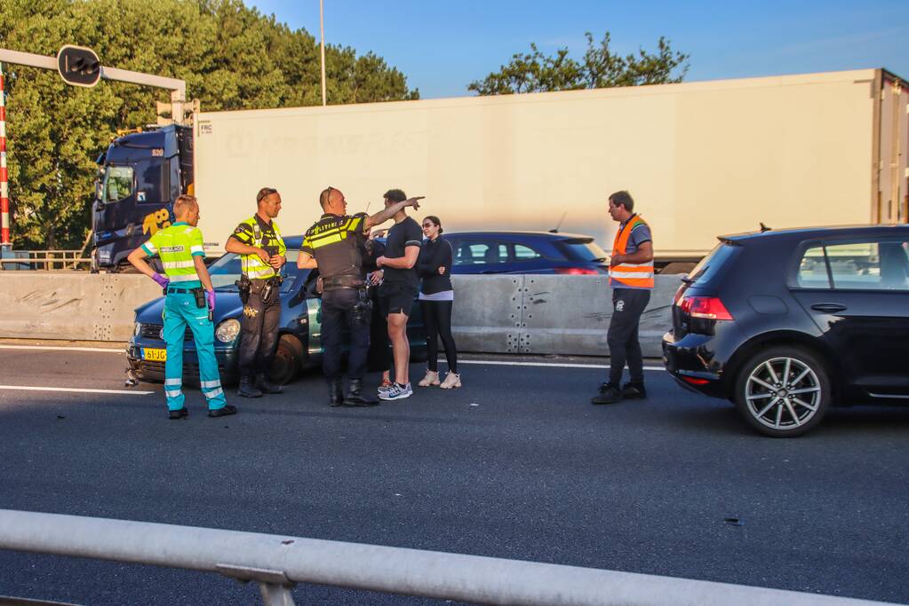 Snelweg afgesloten na ongeval