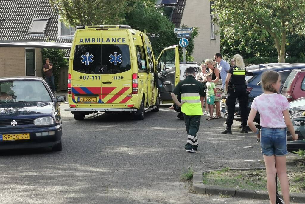 Kind aangereden door auto