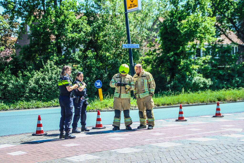 Personenauto lekt LPG bij tankstation