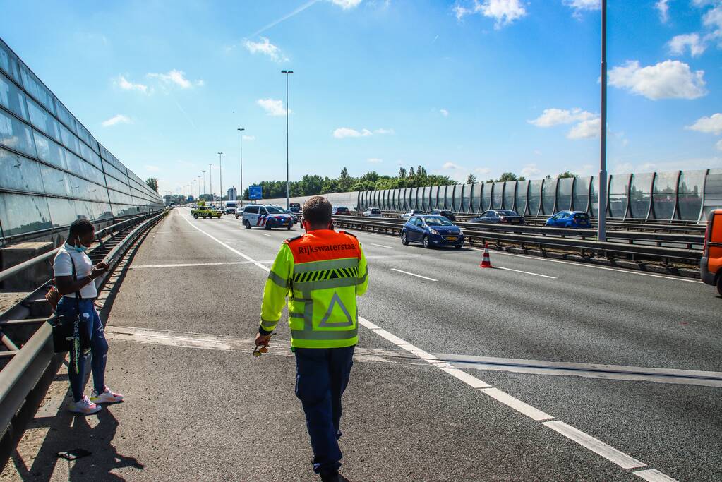 Flinke verkeersopstopping bij ongeval op rijksweg