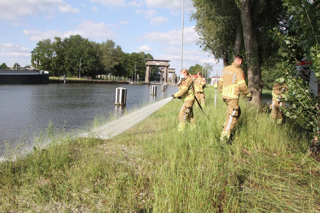 Schippers ontdekken buitenbrand