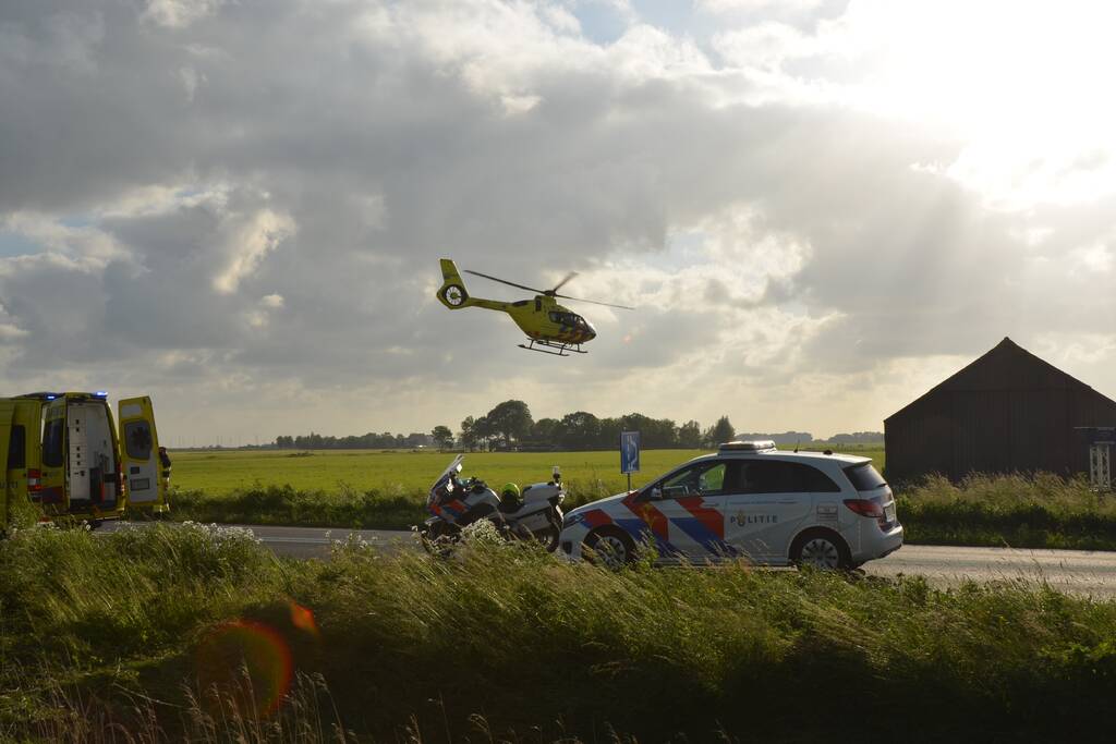 Twee gewonden na te water raken met auto