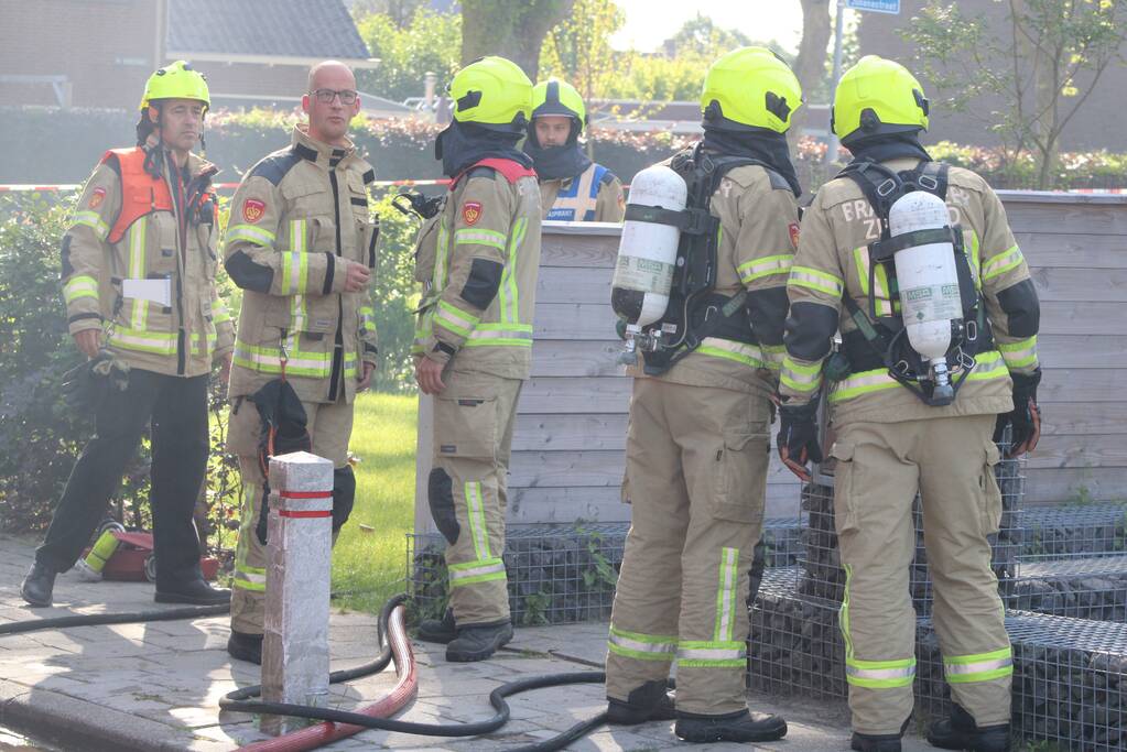 Schuur verwoest door uitslaande brand