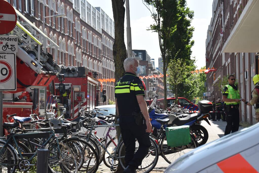 Forse rookontwikkeling bij brandt uit schoorsteen