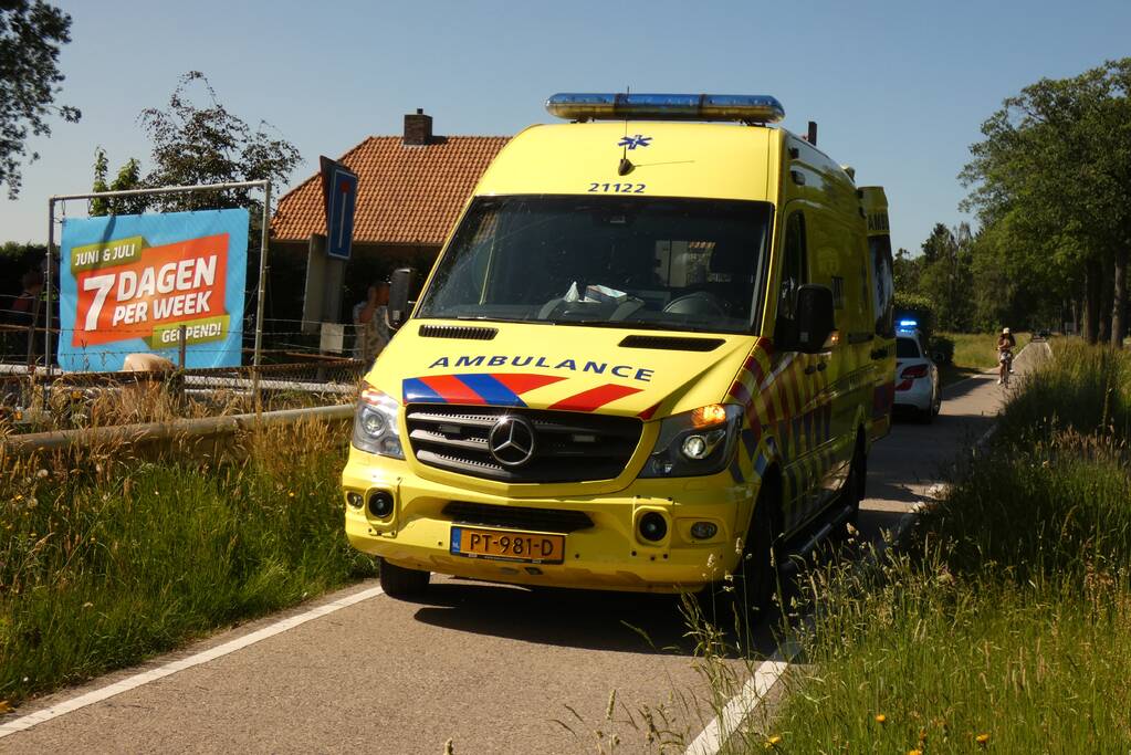 Scooterrijder gewond bij ongeval met personenauto