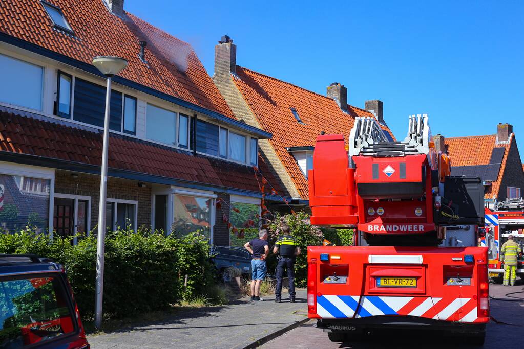 Grijze rookontwikkeling brand in woning