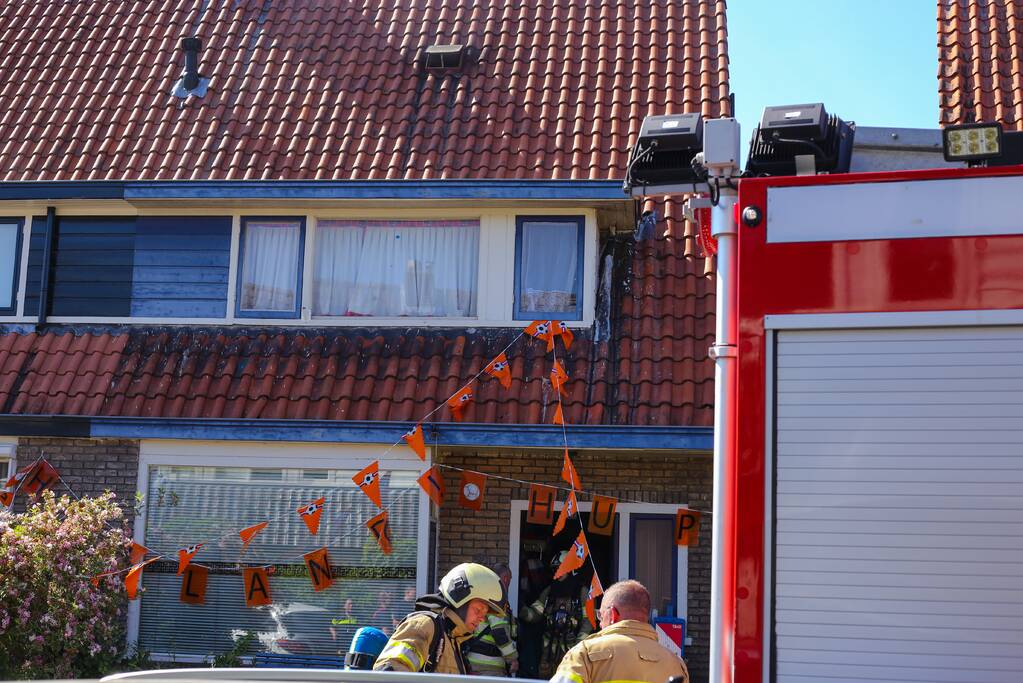 Grijze rookontwikkeling brand in woning