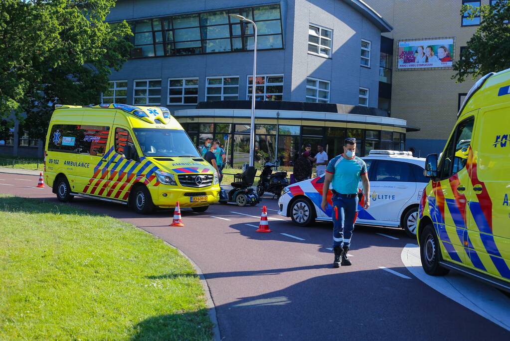 Twee gewonden na ongeval tussen scootmobiel en scooter
