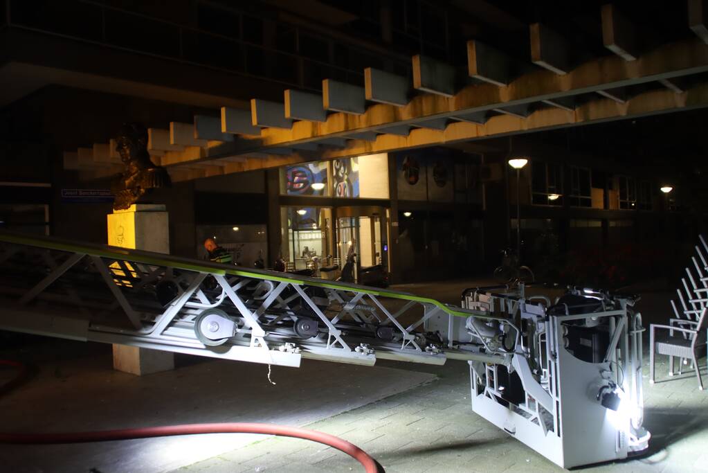 Flat geëvacueerd na zeer grote brand