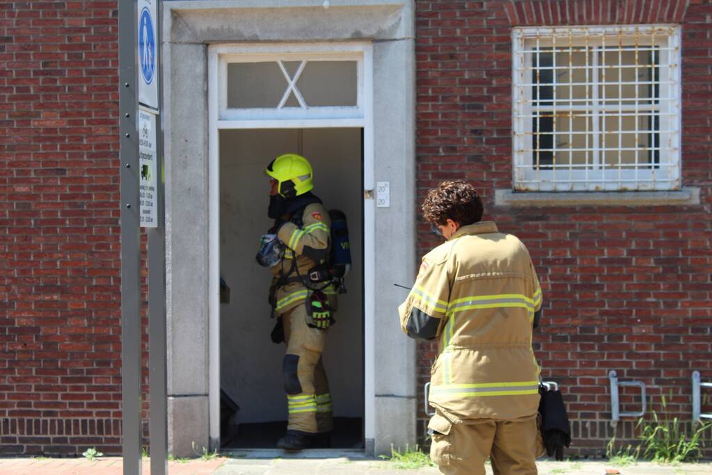 Brand in woning boven winkelpand
