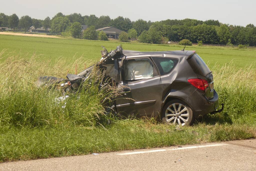 Persoon overleden bij ongeval met vrachtwagen