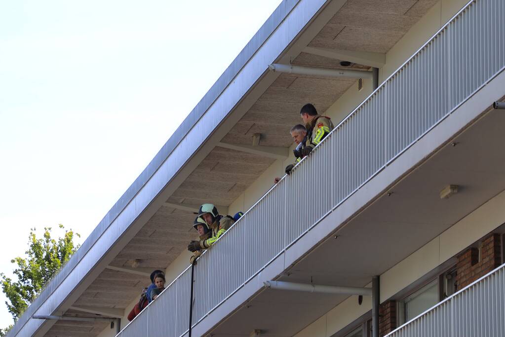 Brand op derde verdieping in flatwoning