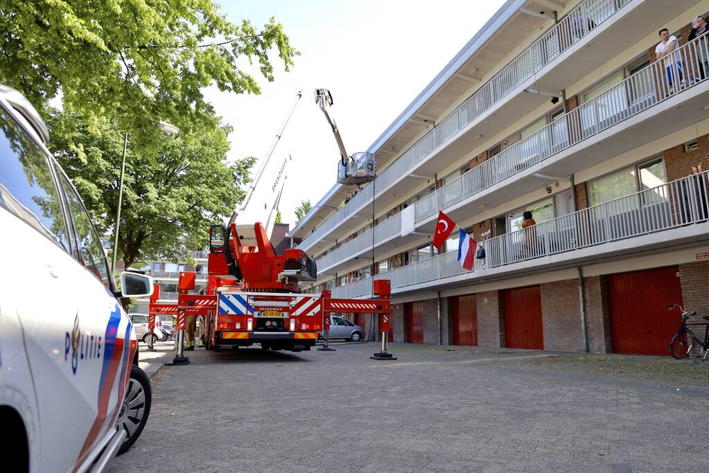 Brand op derde verdieping in flatwoning