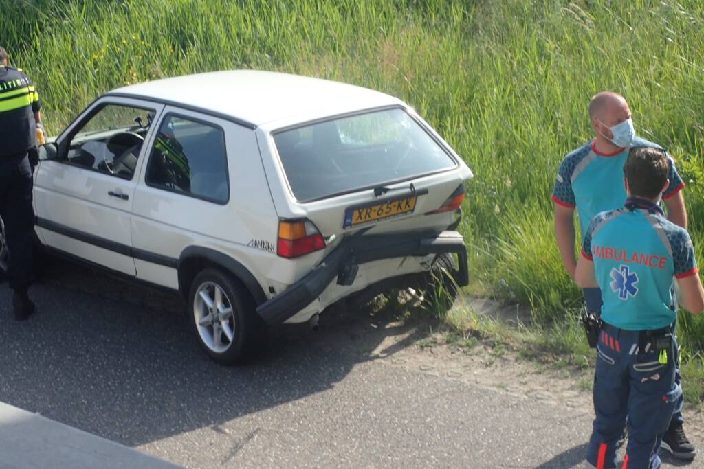 Schade bij ongeval tussen twee voertuigen