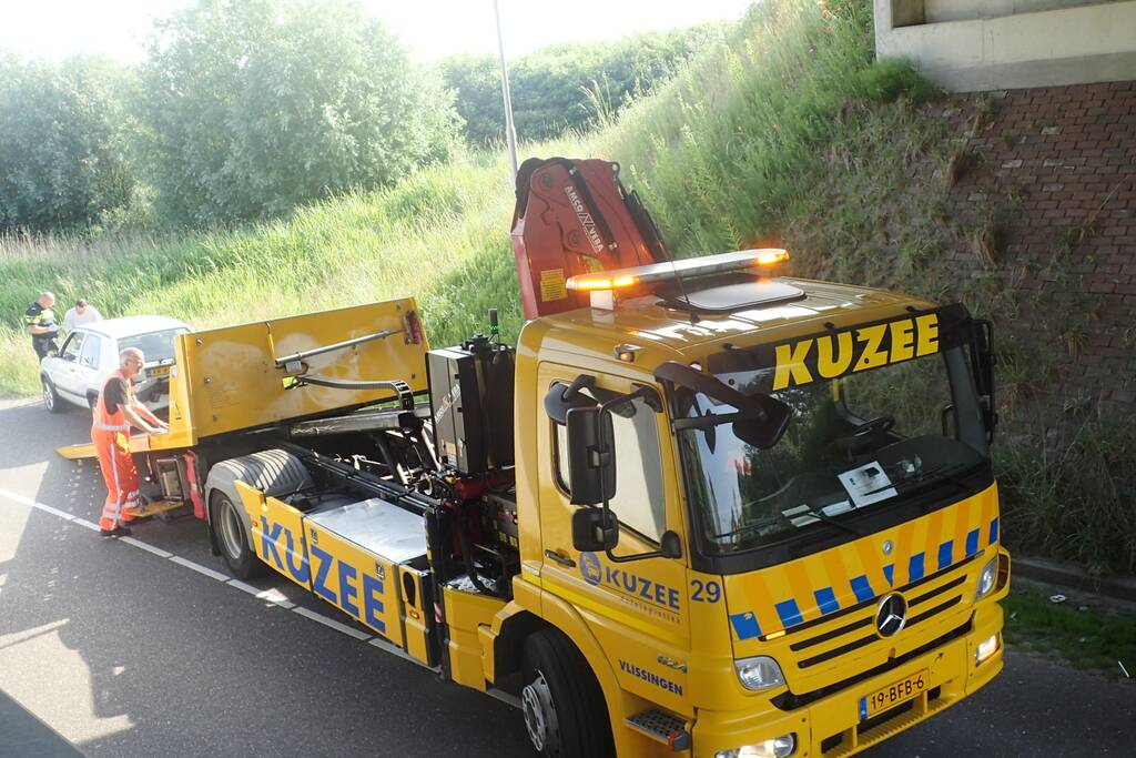 Schade bij ongeval tussen twee voertuigen