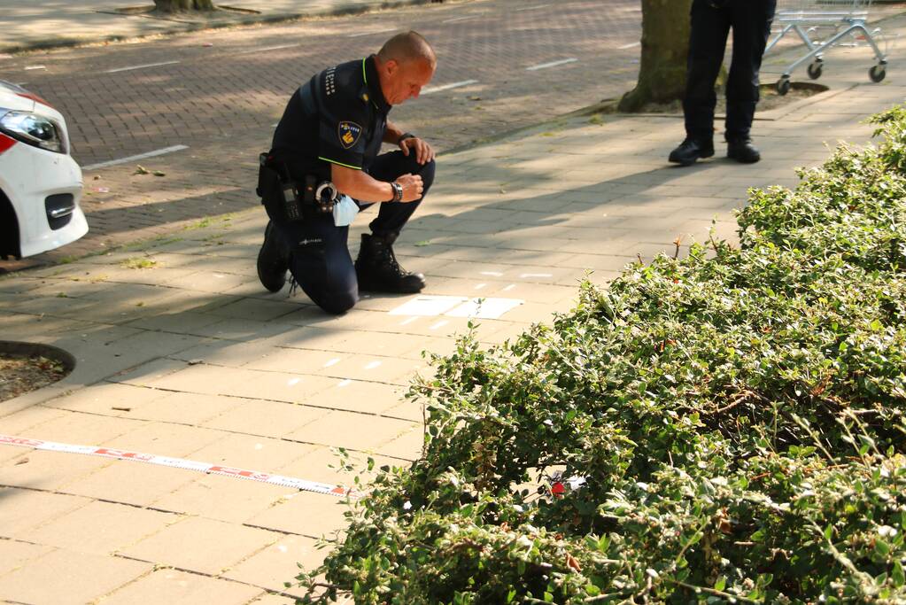 Motorrijder op de vlucht rijdt kind aan