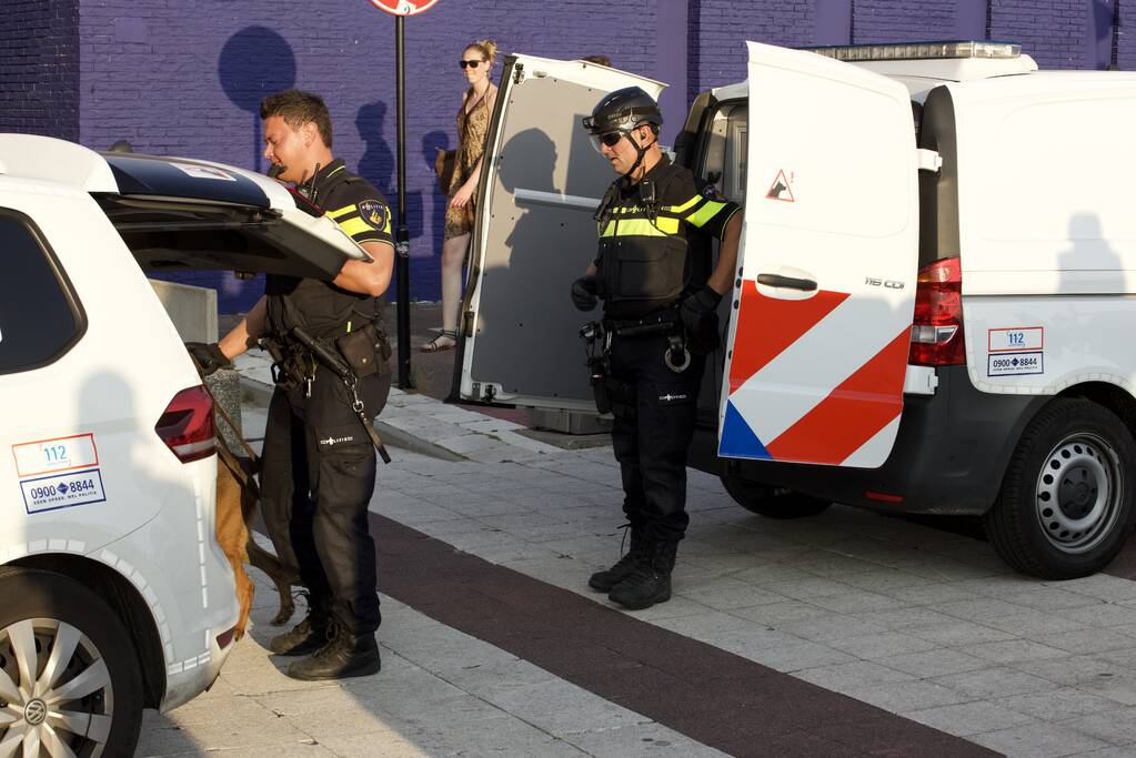 Grote politie-inzet na incident op strand