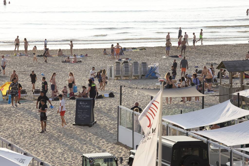 Grote politie-inzet na incident op strand