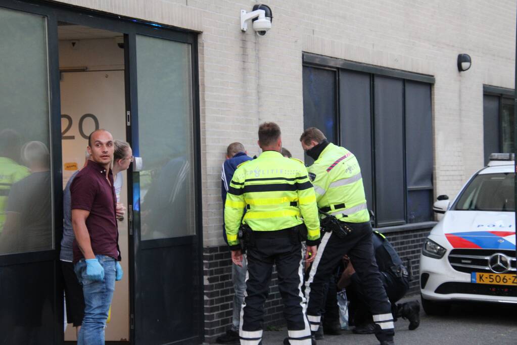 Persoon aangehouden bij brand in daklozenopvang