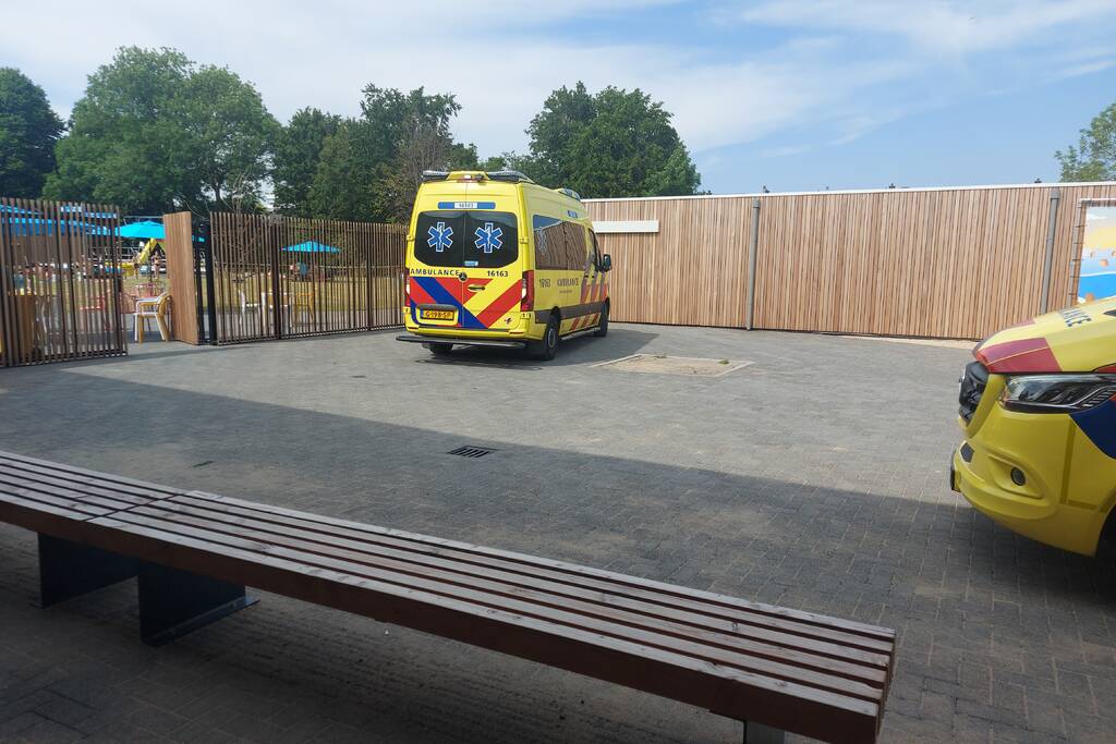 Traumahelikopter landt voor incident in Sportcentrum De Kuil