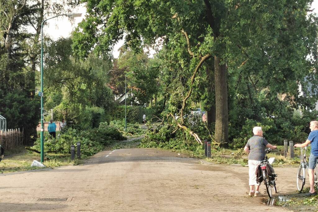 Veel schade door heftige windhoos