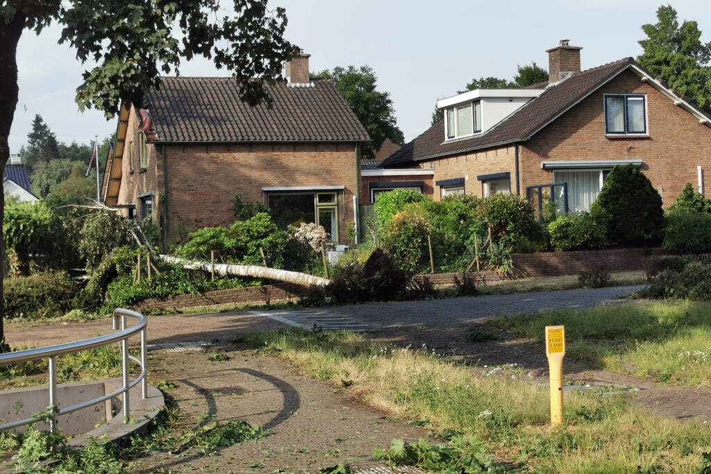 Veel schade door heftige windhoos