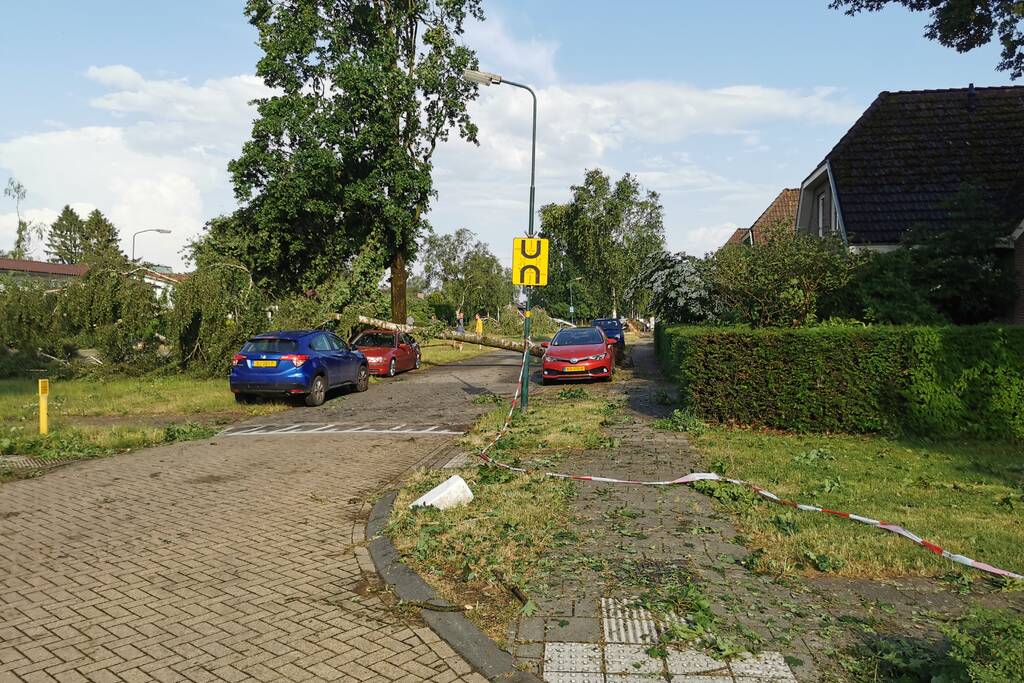 Veel schade door heftige windhoos