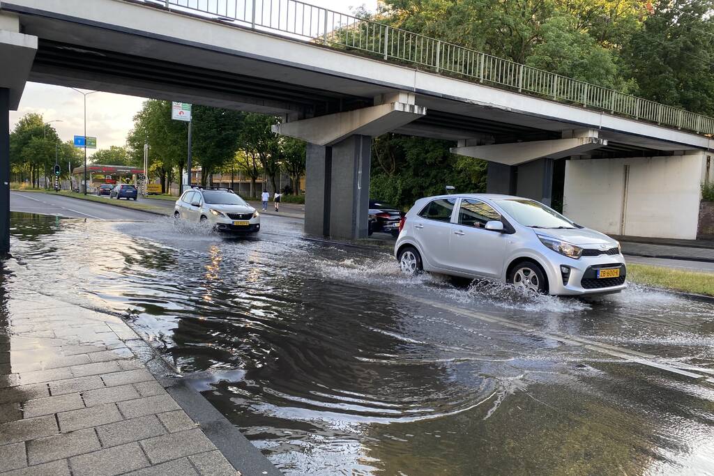 Veel wateroverlast door hevige neerslag