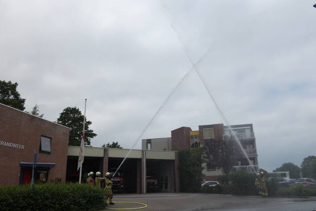 Brandweer herdenkt omgekomen brandweercollega's