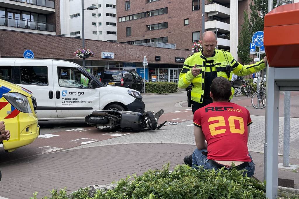 Bestuurder onder invloed rijdt scooterrijder aan